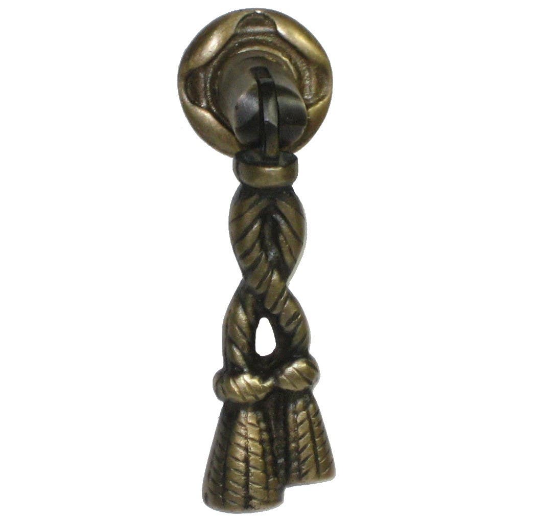 Gado Gado HTP1020 Teardrop Pull w/ Drape Motif Drop