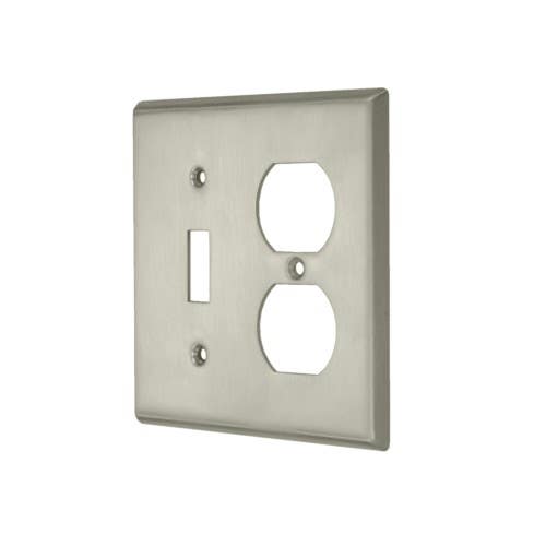 Deltana SWP4762 Switch Plate, Single Switch/Double Outlet