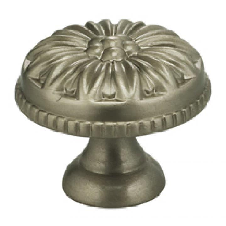 Omnia 9130/30.15 Classic Cabinet Knob - Solid Brass, Finish-Satin Nickel Plated, Lacquered