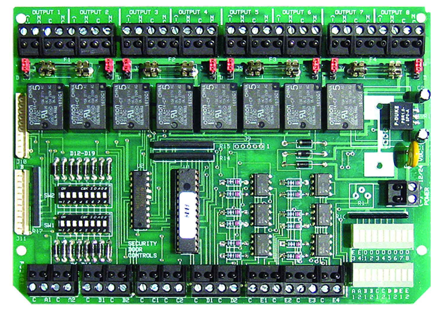 SDC UR Universal Microprocessor-Based Controller