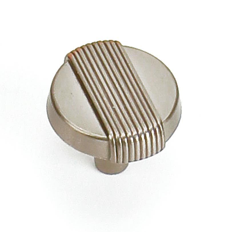 Laurey 390 1 1/4" Wired Knob