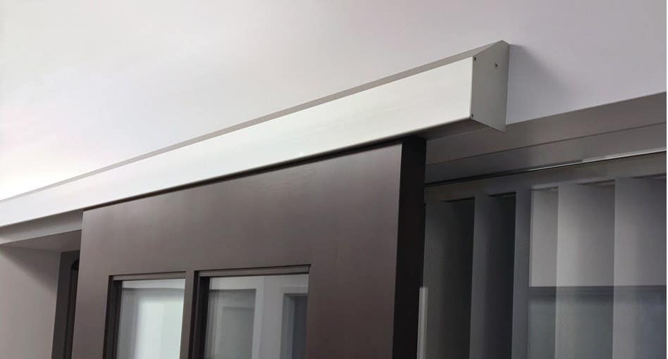 Pemko 280_SWTKIT Side Wall Track Kit, Angled Fascia