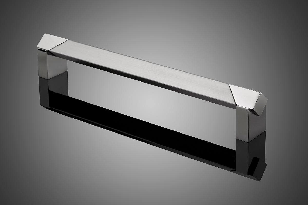 Forms+Surfaces Modular Series DP6922 Configurable Door Pull