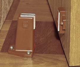 Sugatsune KMDH Magnetic Door Holder, Magnetic Force-26.4 lbs