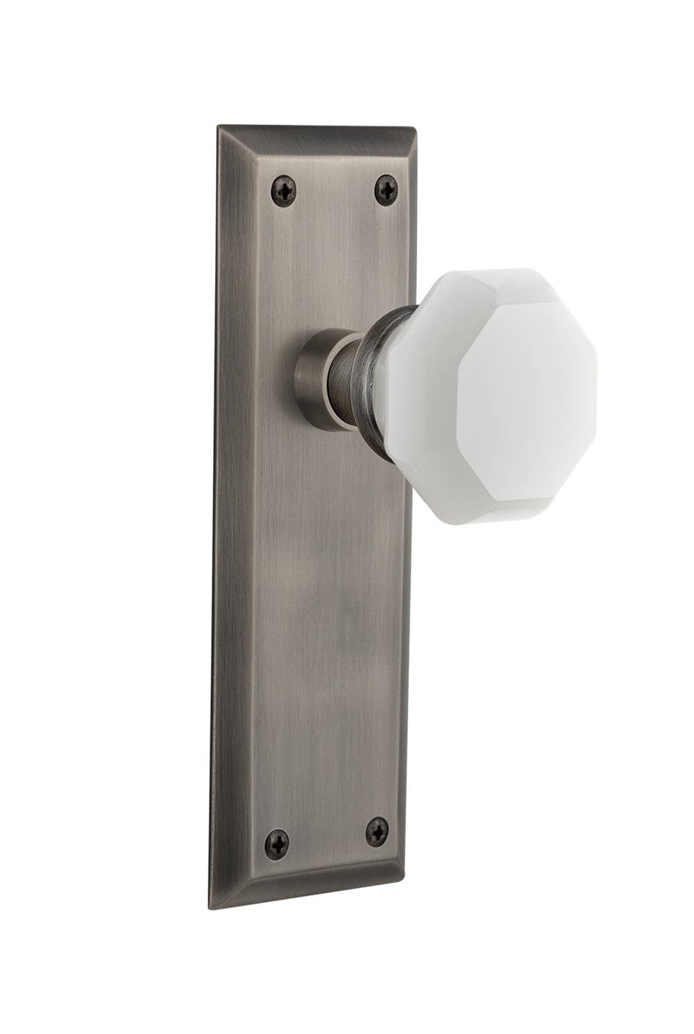 Nostalgic Warehouse NYKWAW New York Plate w/ Waldorf White Milk Glass Knob