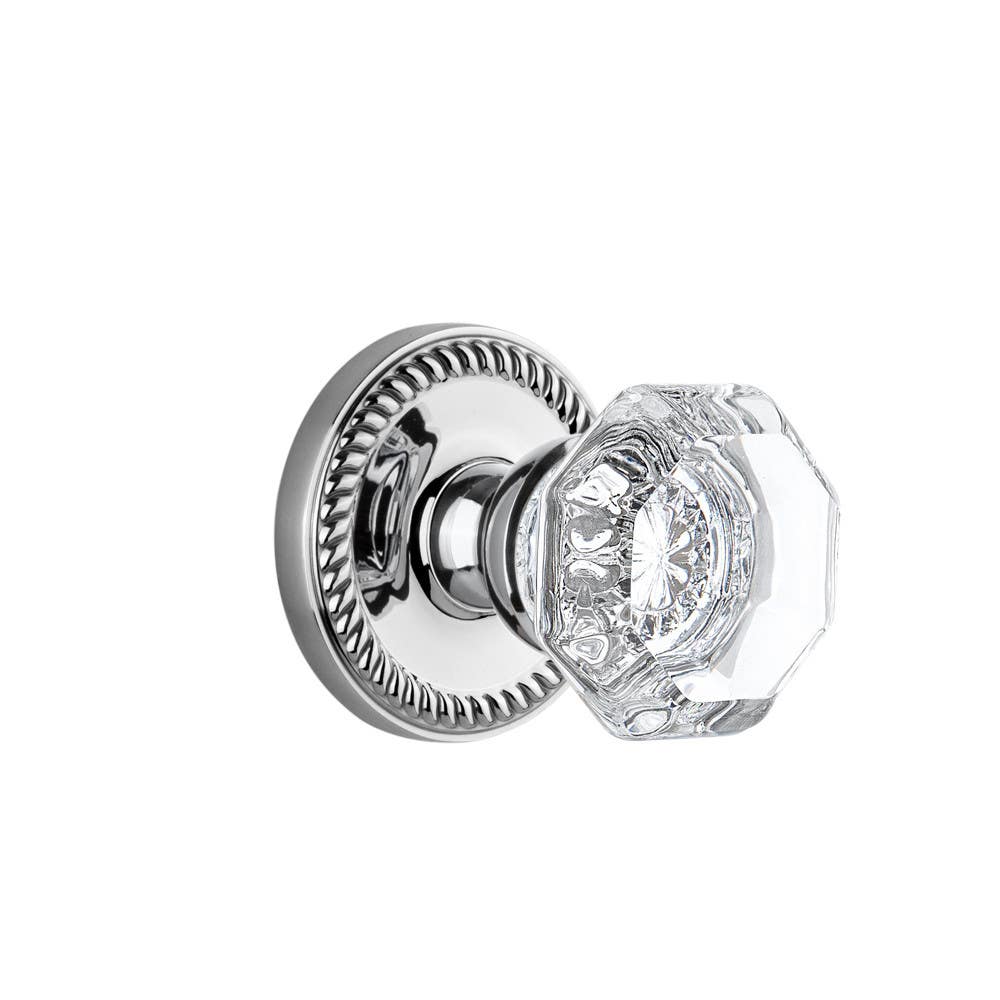 Grandeur Newport Plate w/ Chambord Crystal Knob