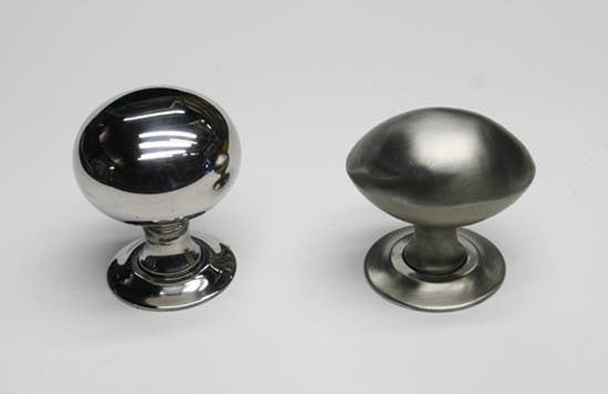 D. C. Mitchell K25 Round Knob Set