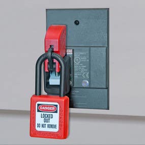 Master Lock S3822 Grip Tight Plus Lockout Device