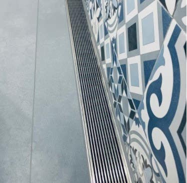 QM Drain 88.610. Wedgewire Adjustable Kit Lagos Linear Drain 2"