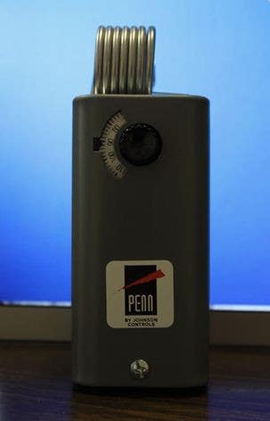 Chatham Brass M19DP Line Voltage Thermostat, Dust Proof, Single Pole, Double Throw, Heating, Cooling, & Ventilating