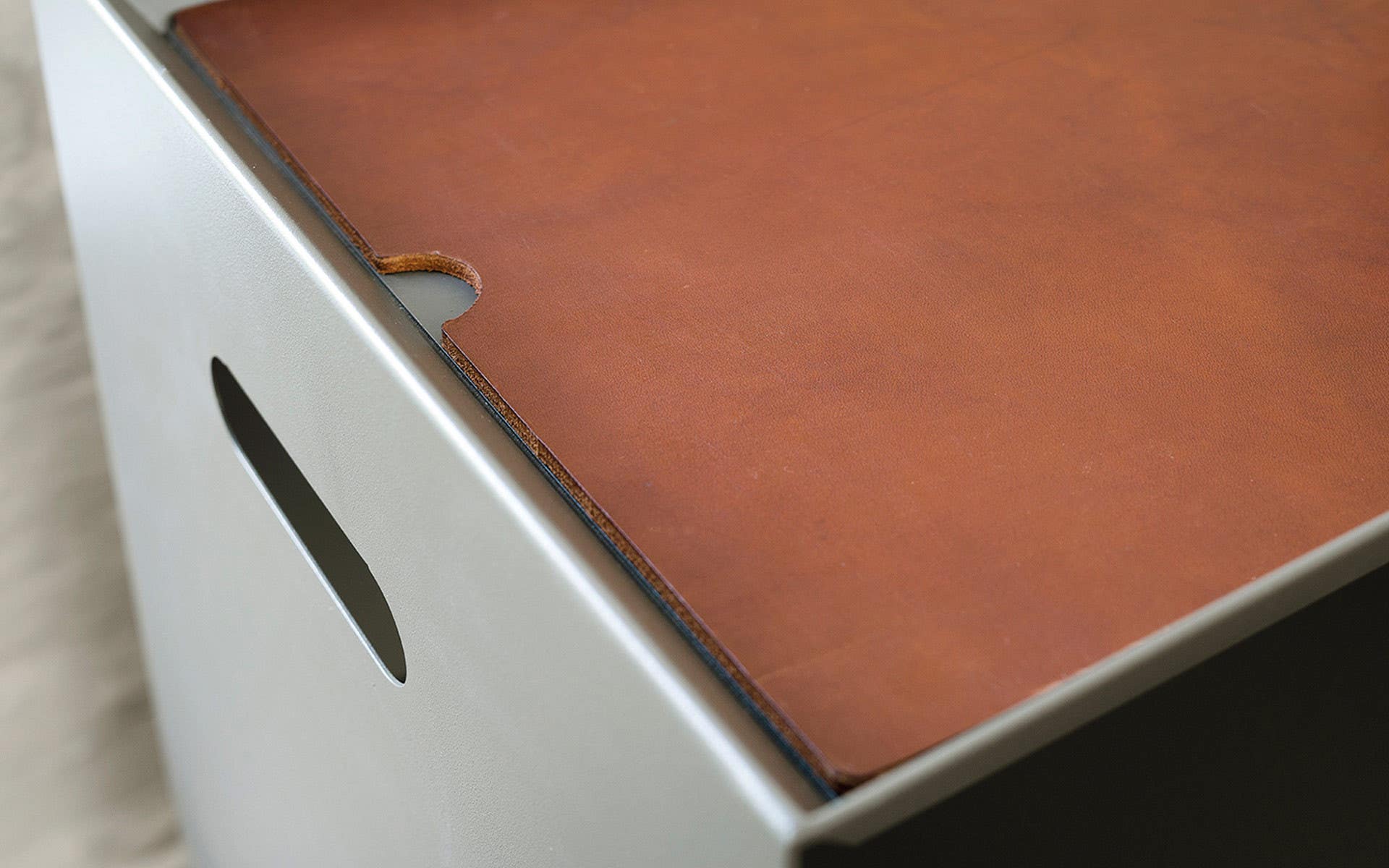 Magnuson OSSA-LEATHER Saddle Leather Cover For Top Of OSSA