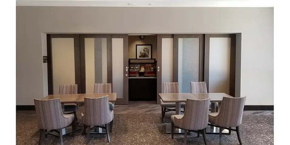 Pemko CAS-05 Cascading Door Paddle