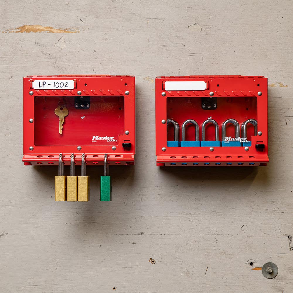 Master Lock S3650 Lock Box with Wall Mounting Bracket