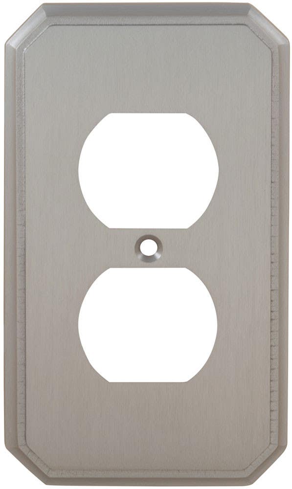 Omnia 8014/R Traditional Switchplate - Receptacle