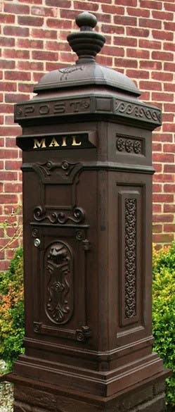 Ecco E8 Victorian Style Tower Mailbox