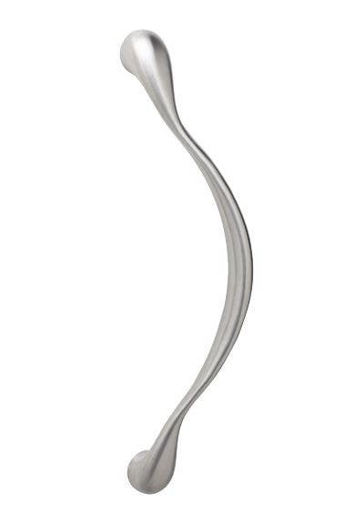 Ives 8320 Plymouth Offset Solid Door Pull, 20" CTC