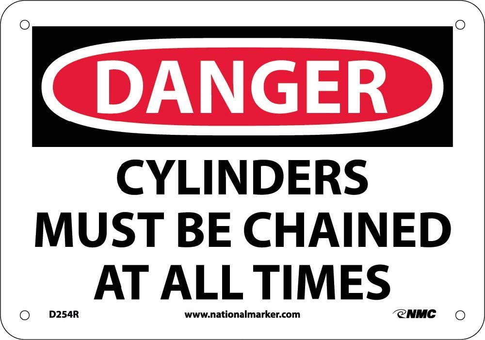 AccuformNMC D254 Danger, Cylinders Must Be Chained At All Times Sign