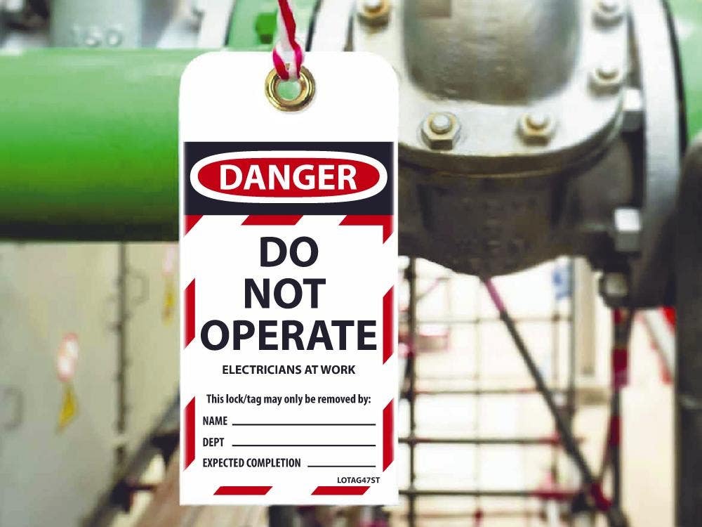 AccuformNMC TAR400 OSHA Danger Tags By-The-Roll, Do Not Operate, PF-Cardstock, 100/Roll