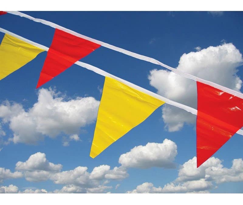 AccuformNMC PF2Y Pennant Flags, Yellow, 9" x 12"