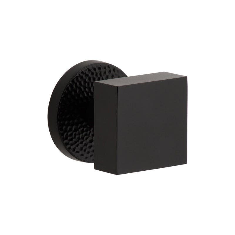 Viaggio CLOMHMQAD Circolo Hammered Rosette with Quadrato Brass Knob