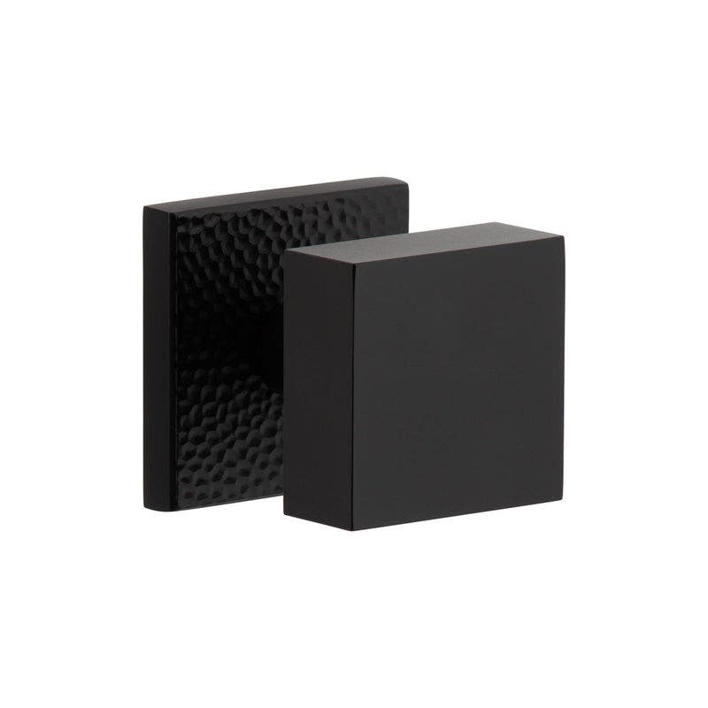 Viaggio QADMHMQAD Quadrato Hammered Rosette with Quadrato Brass Knob