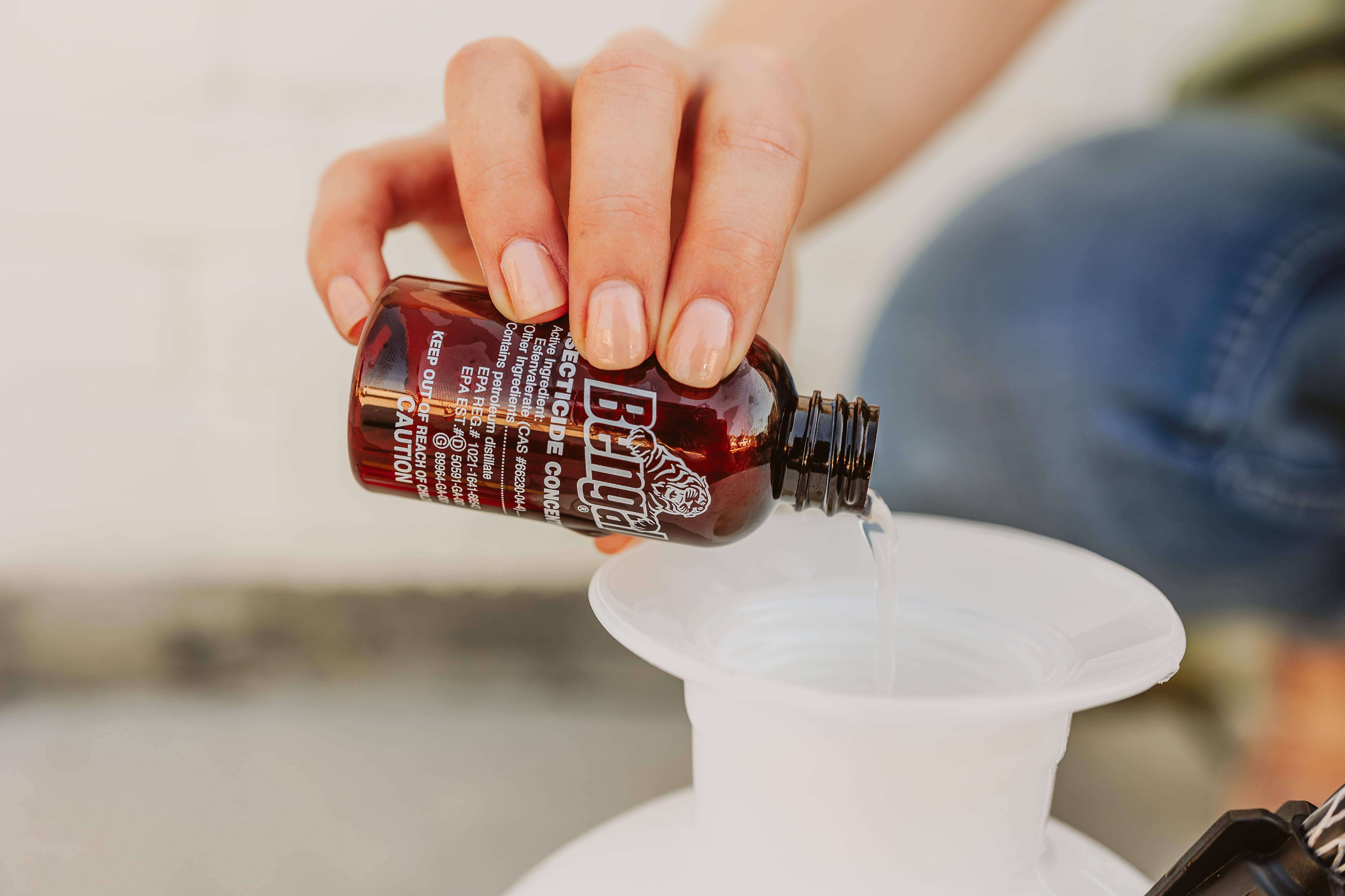 Bengal 33100 Insecticide Concentrate, Indoor & Outdoor, 2-oz.