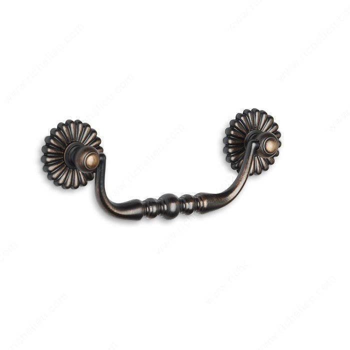 Richelieu CAPL400P55 Traditional Brass Pull - P5