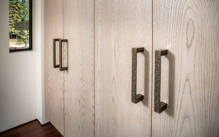 Rocky Mountain Hardware G3030 Trousdale Grip