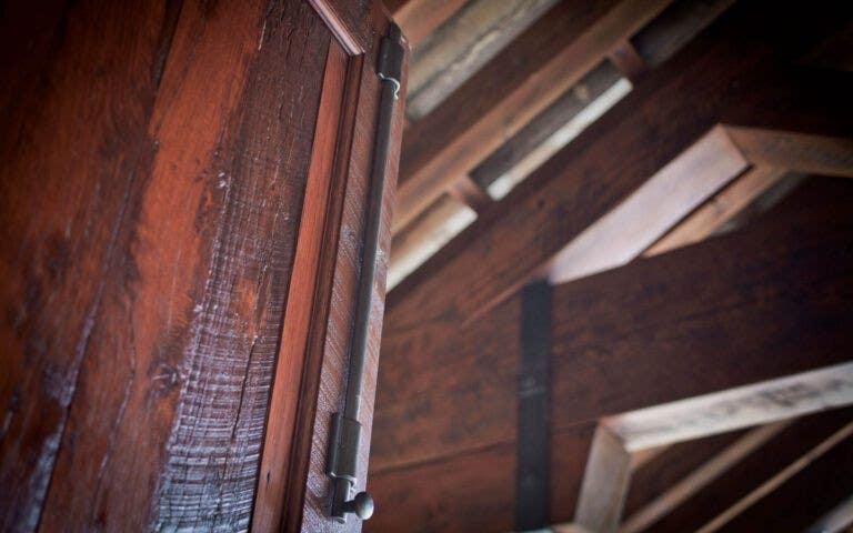 Rocky Mountain Hardware MB7 Surface Bolt with Rectangular Mounting Bracket, 1" Bolt