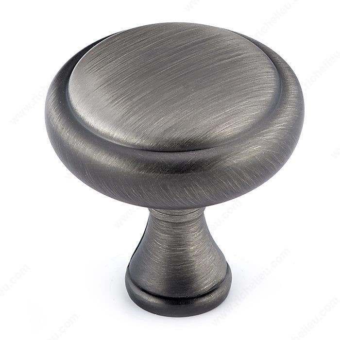 Richelieu BP79032 Traditional Metal Knob