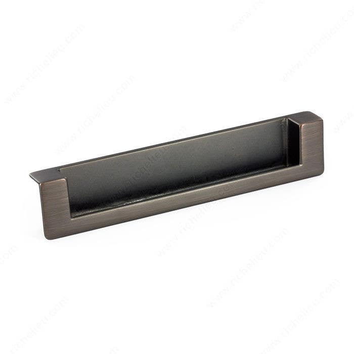 Richelieu BP897128 Modern Metal Edge Pull
