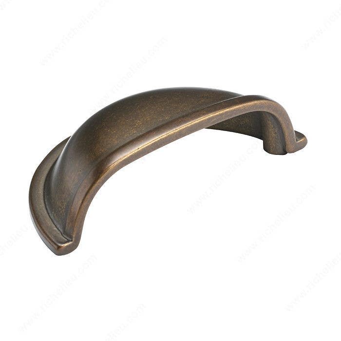 Richelieu BP30388 Traditional Brass Cup Pull