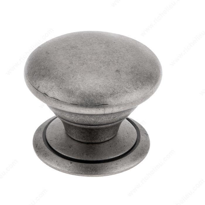 Richelieu 244091 Traditional Brass Knob
