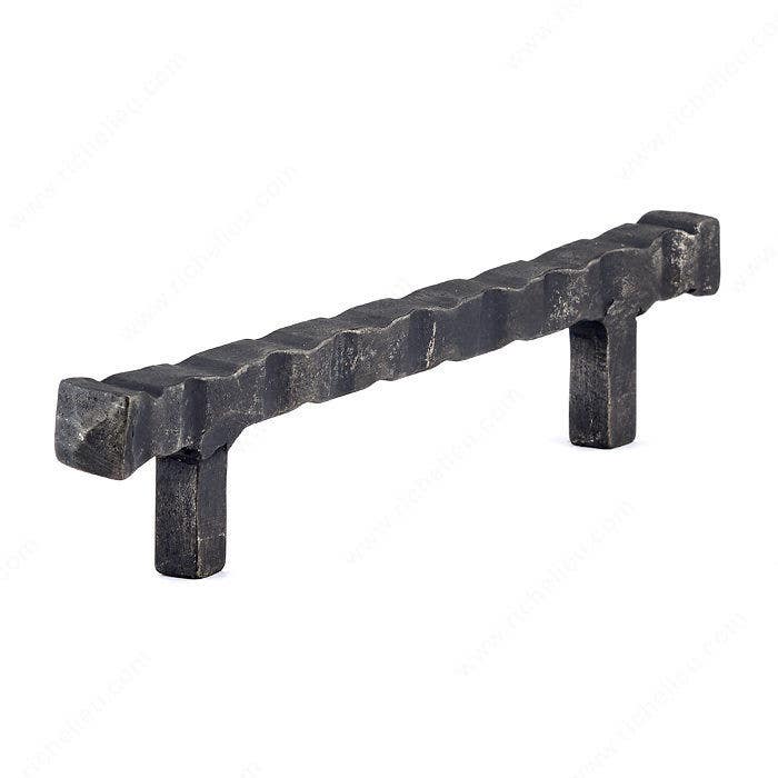 Richelieu 33651128909 Modern Forged Iron Pull
