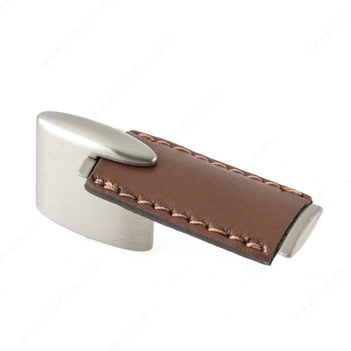 Richelieu 74511516195 Modern Leather and Metal Pull