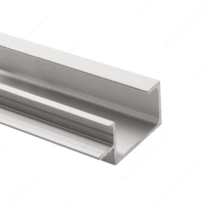 Richelieu 3182 Modern Pull Handle for 5/8"-11/16" Panel