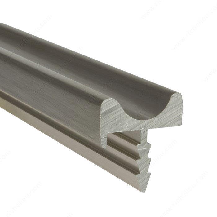 Richelieu 32901210 Modern Finger Grip Pull Handle for 5/8" Panel