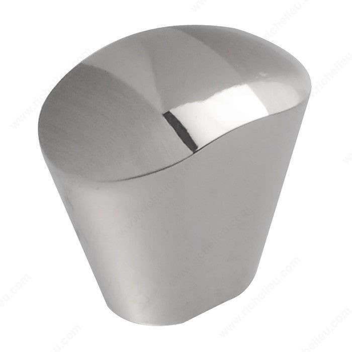 Richelieu BP251172 Modern Metal Knob