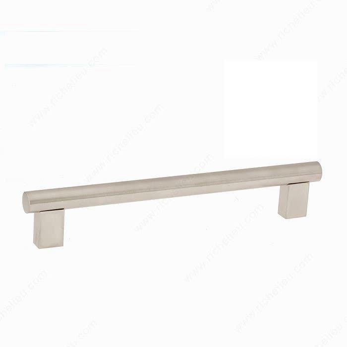 Richelieu BP536558195 Modern Brass Pull