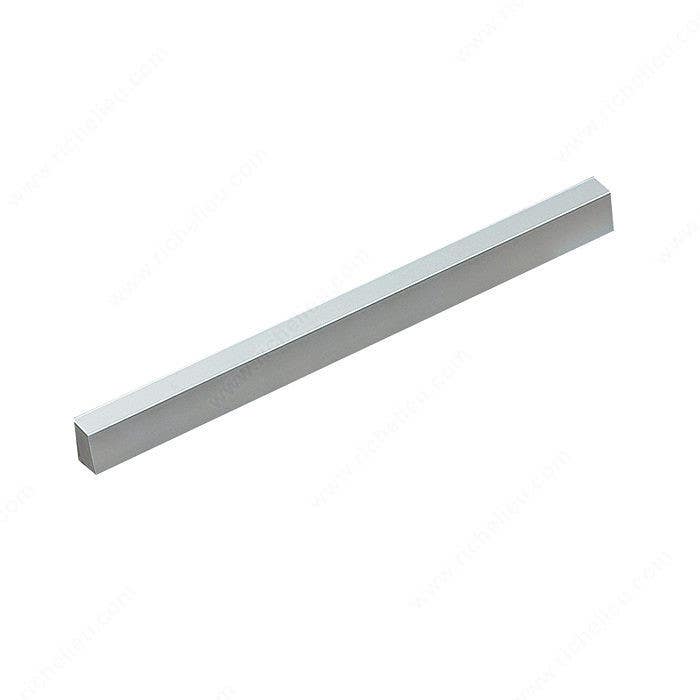 Richelieu BP4607 Modern Aluminum Pull