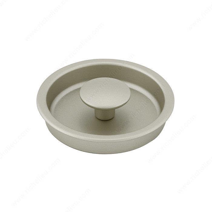 Richelieu BP72965183 Modern Recessed Metal Pull