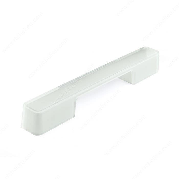 Richelieu 60071603011 Modern Plastic Pull