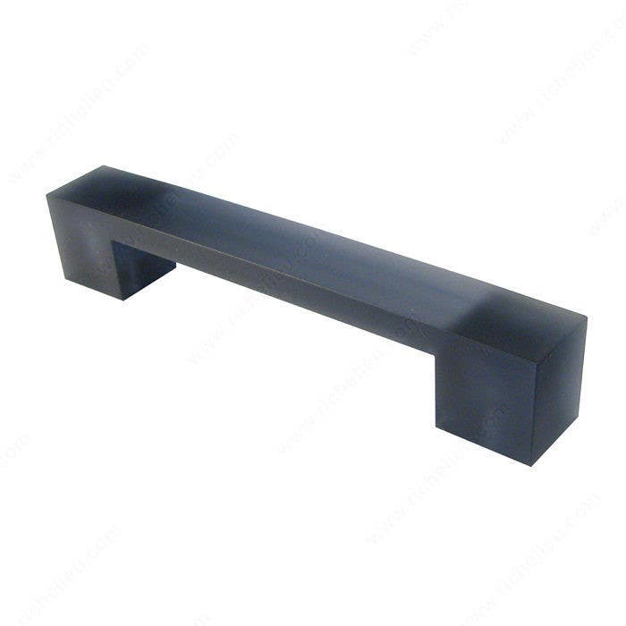 Richelieu 836160217 Contemporary Plastic Pull