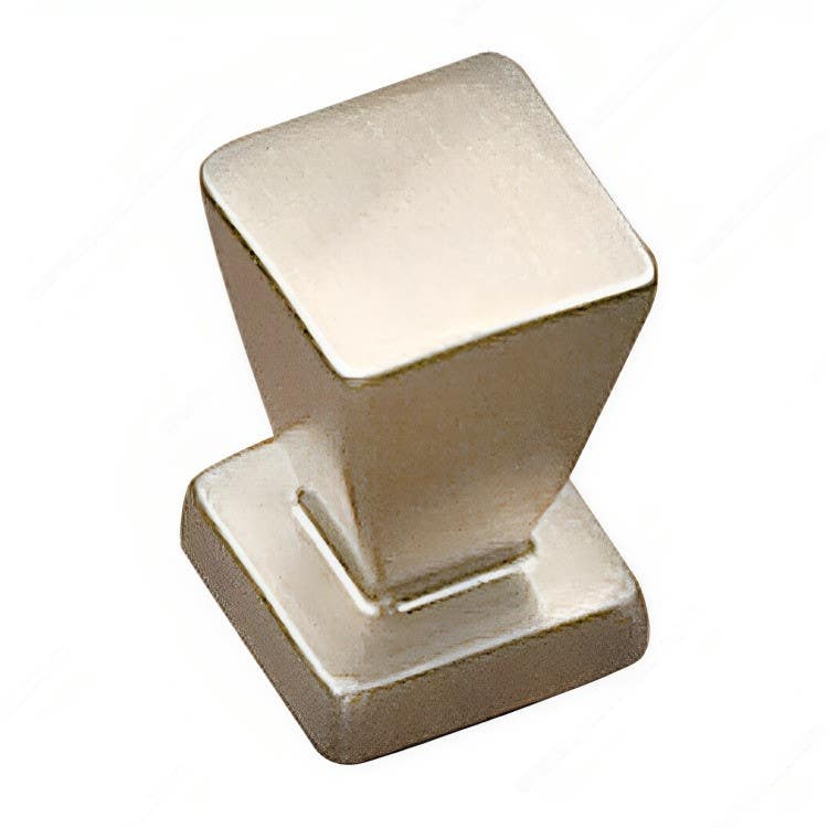 Richelieu BP61636314195 Contemporary Metal Knob