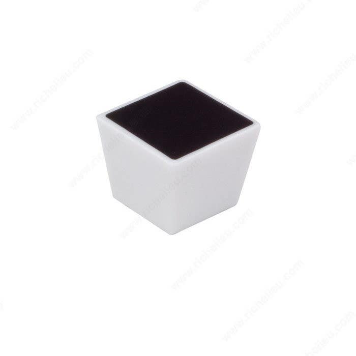 Richelieu 2030 Modern Porcelain Knob