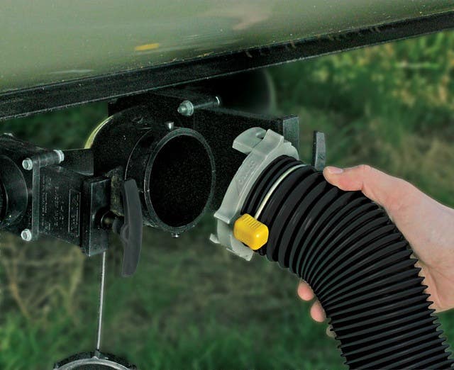 Camco Mfg 39173 Easy Slip RV Straight Hose Bayonet Adapter