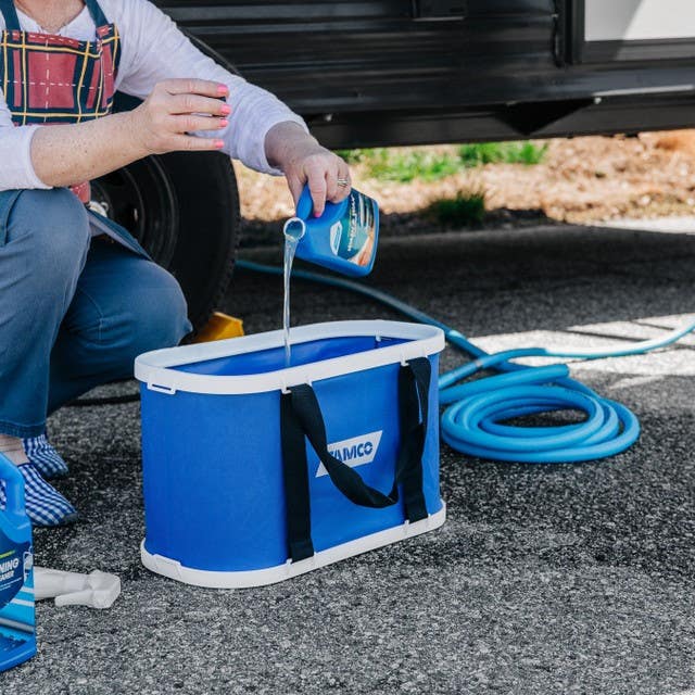 Camco Mfg 41024 Awning Cleaner, Pro-Strength 32 oz