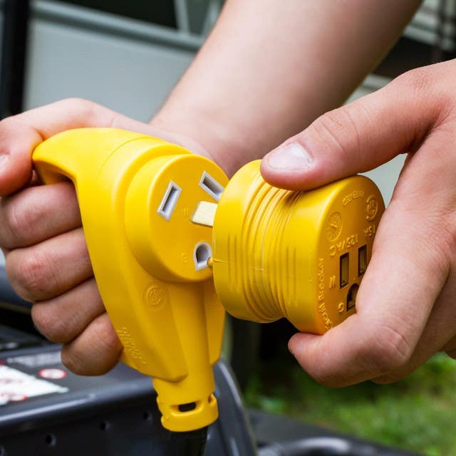 Camco Mfg 55233 Power Grip 30AM/15AF Adapter, 125V/1875W