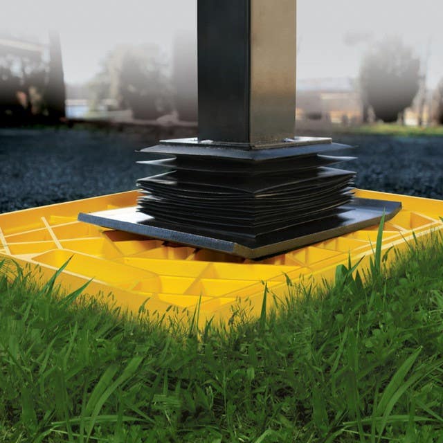 Camco Mfg 44541 Stabilizer Jack Pad, Large (14.0"x11.7"pad), 2 pack