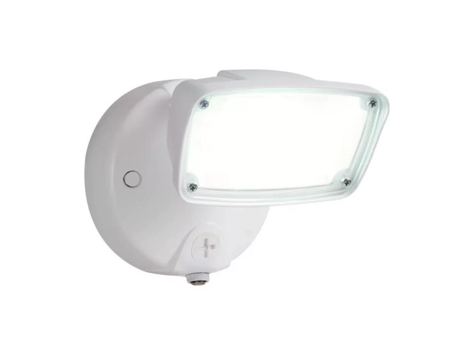 Cooper Lighting FSS153TIW Led Security Flood Light, White Aluminum, 90-Watt